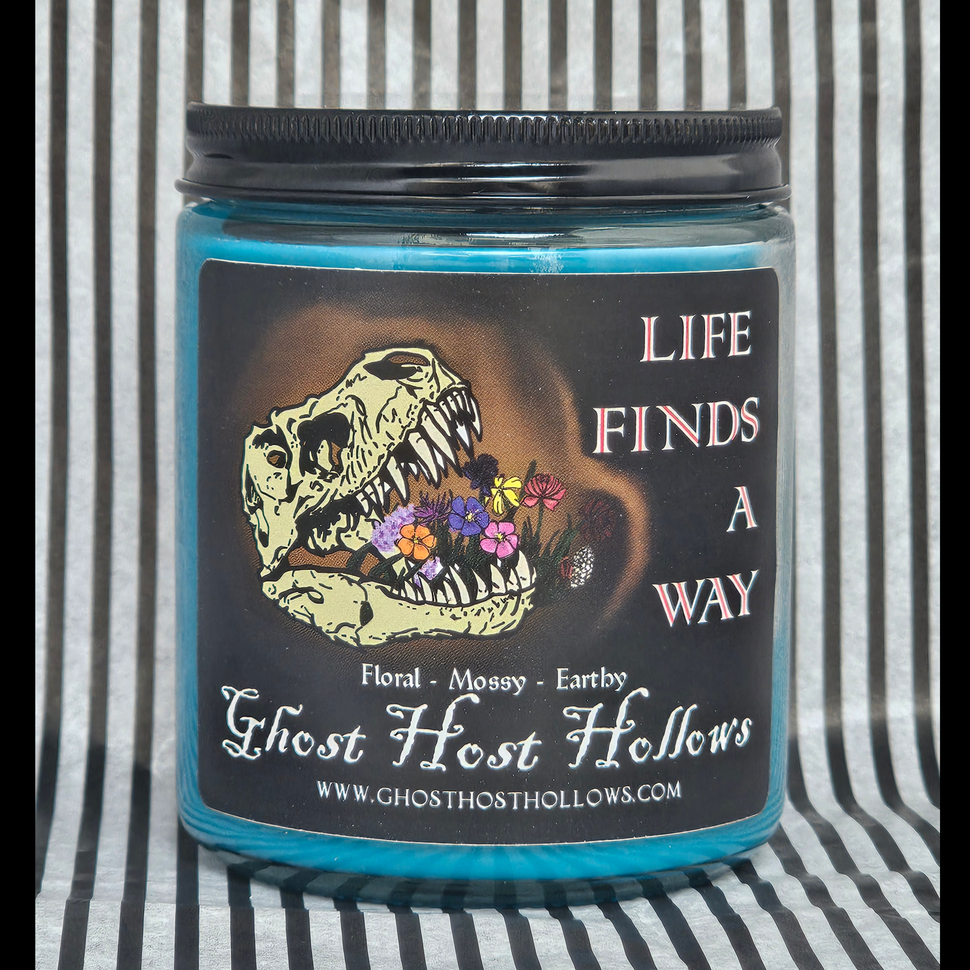 Life Finds a Way candle