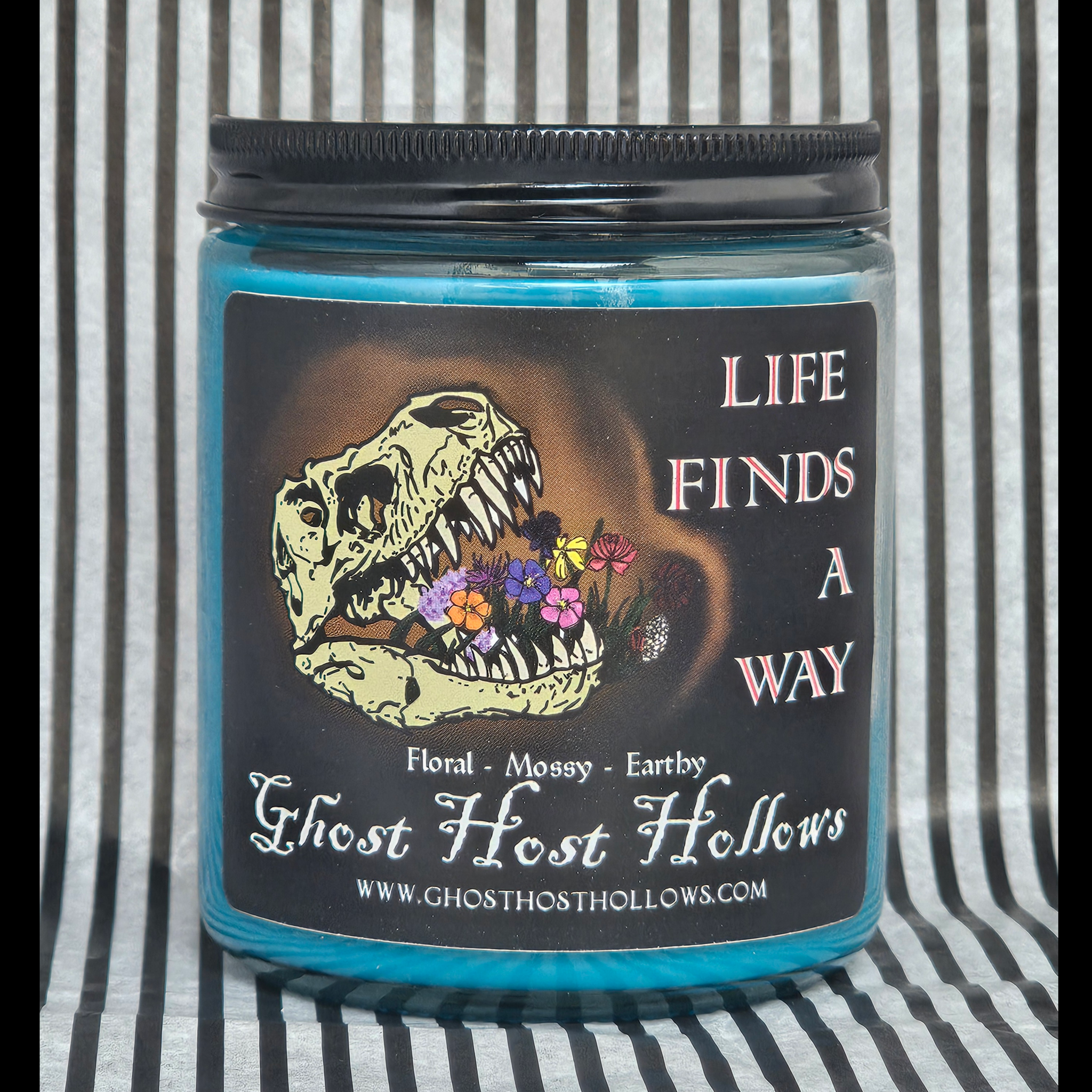 Life Finds a Way candle