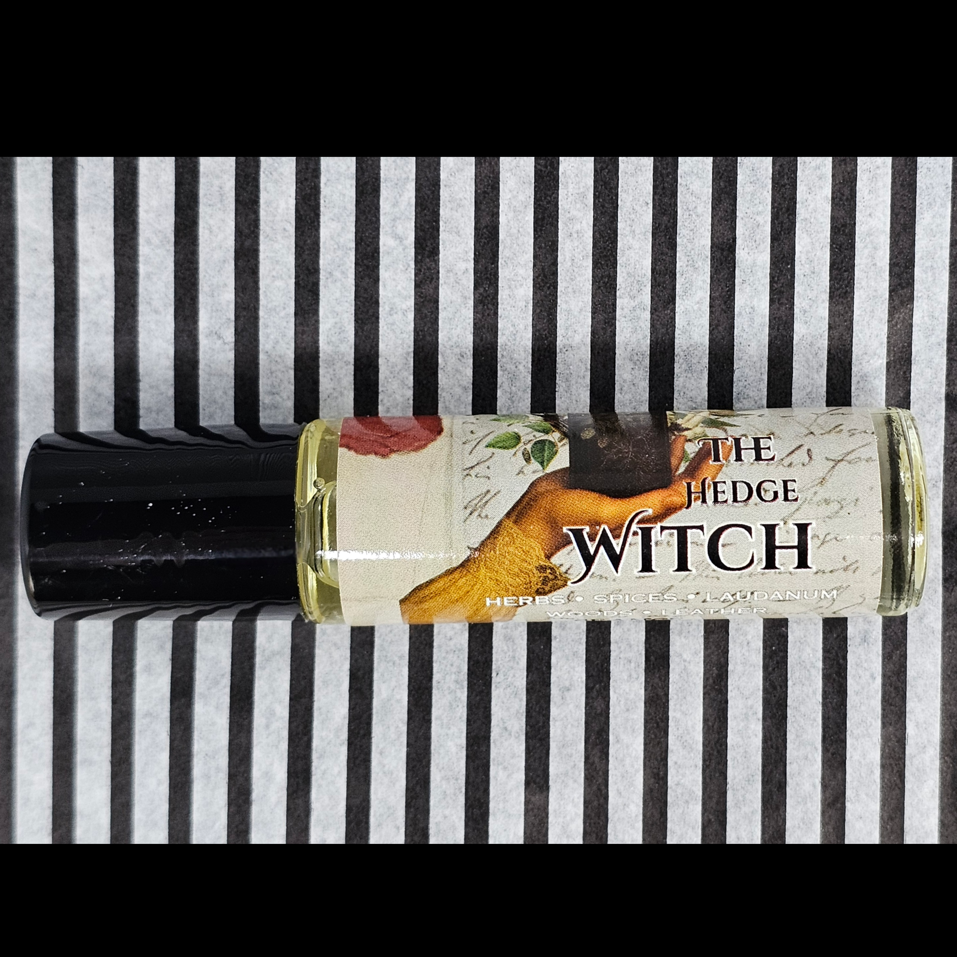 The Hedge Witch perfume by Seance