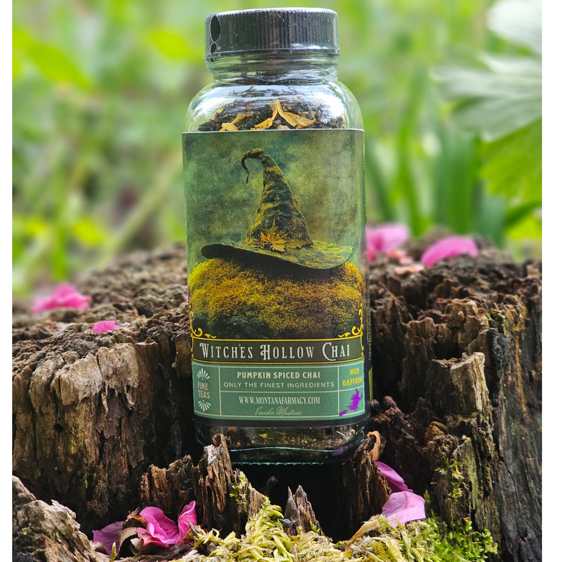 Witches Hollow Pumpkin Spice Chai Tea by Montana Farmacy